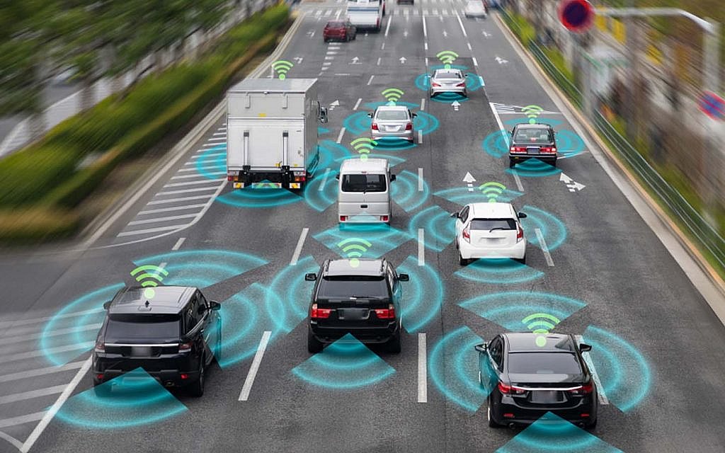 ذاتية القيادة